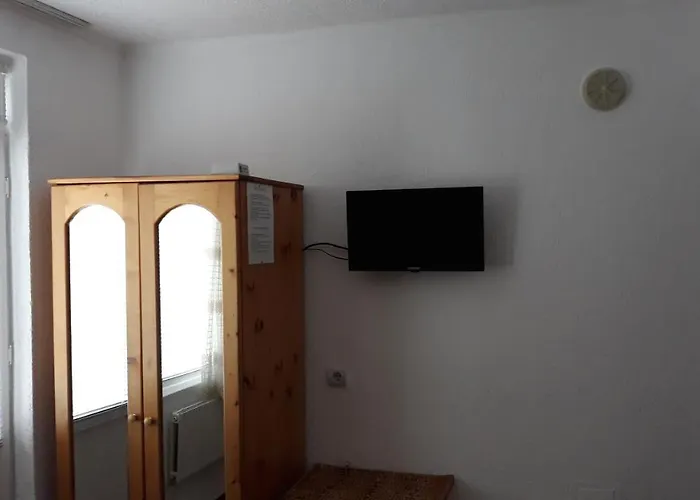 багрянови Gasthuis *